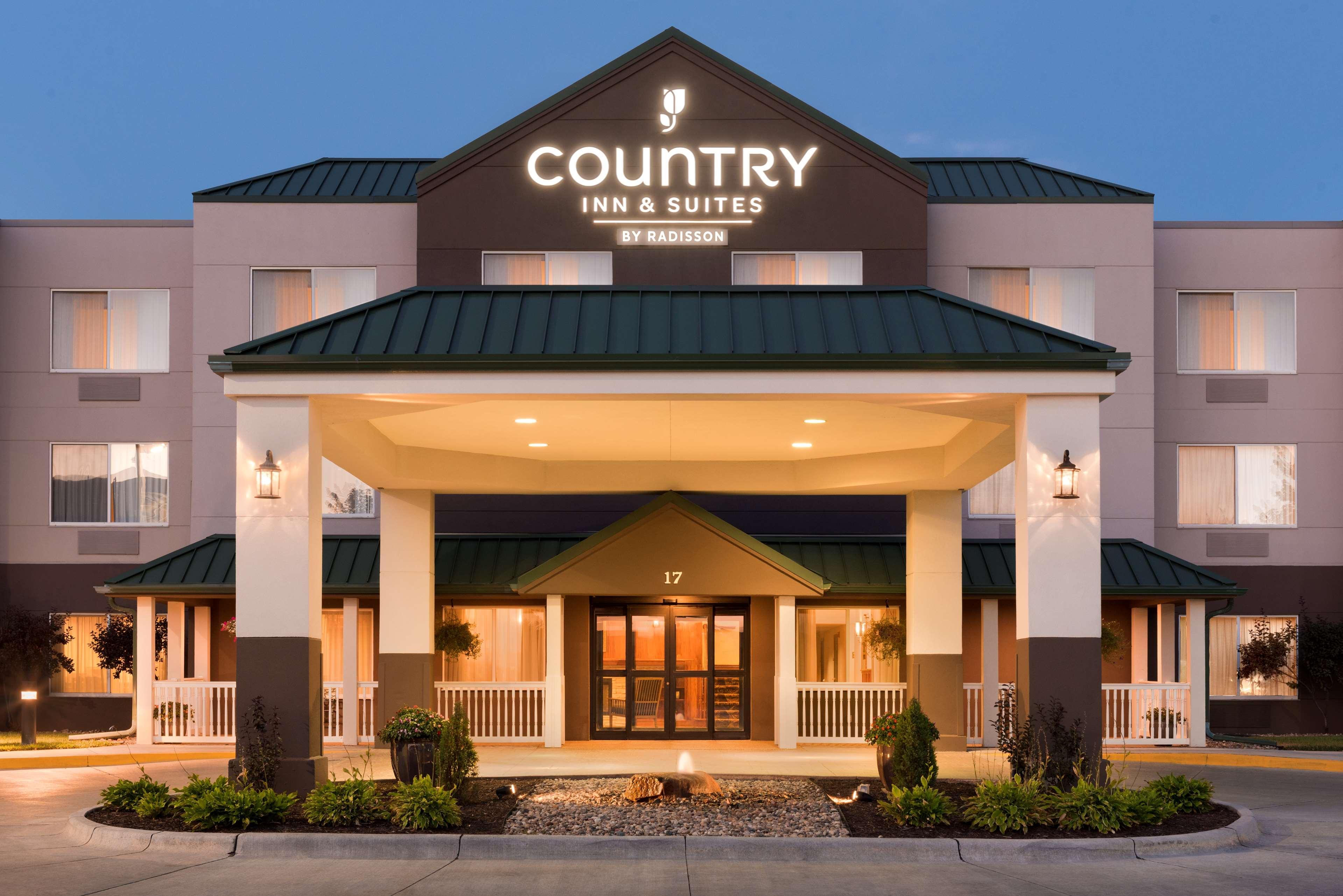 Country Inn & Suites By Radisson, Council Bluffs, Ia Ngoại thất bức ảnh